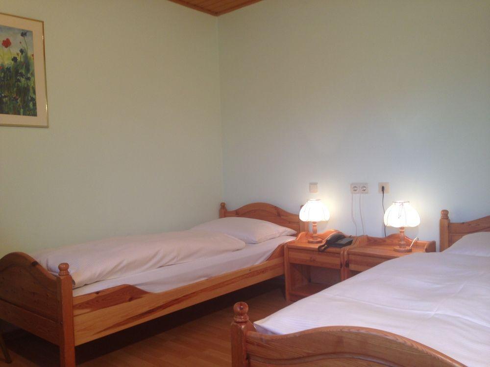 Hotel & Restaurant Zur Spreewaelderin Golßen المظهر الخارجي الصورة