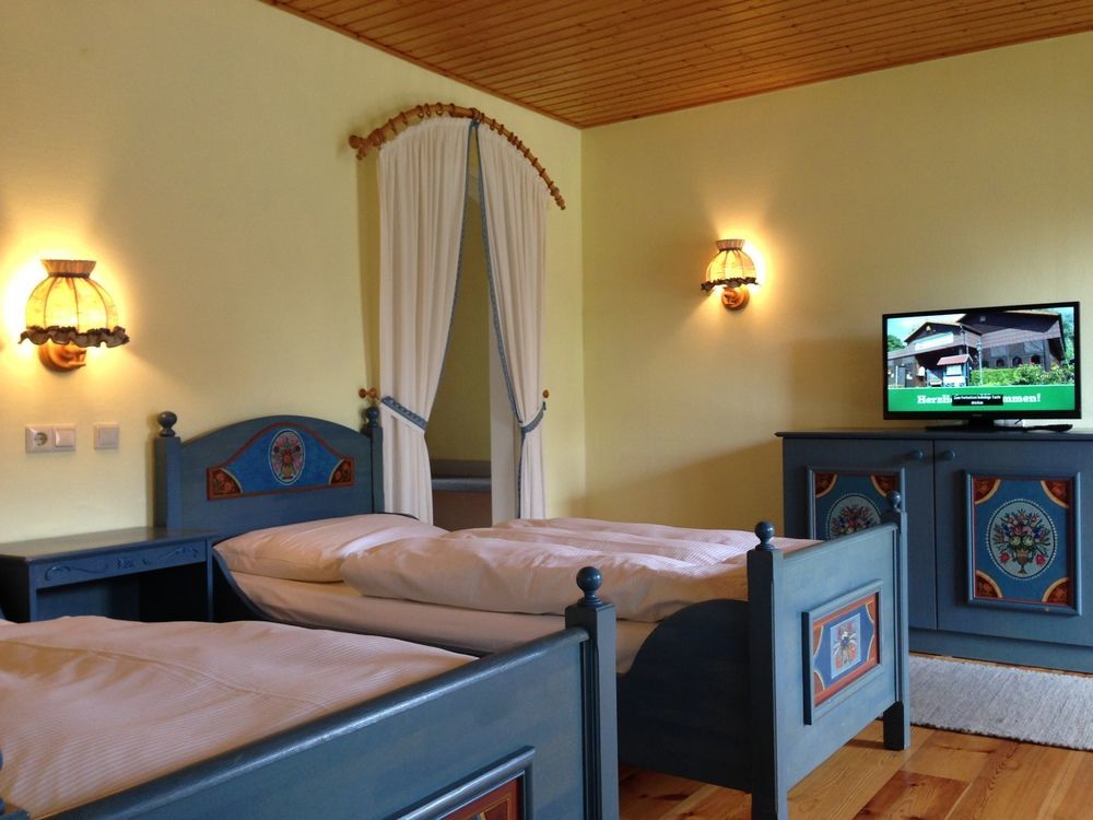 Hotel & Restaurant Zur Spreewaelderin Golßen المظهر الخارجي الصورة