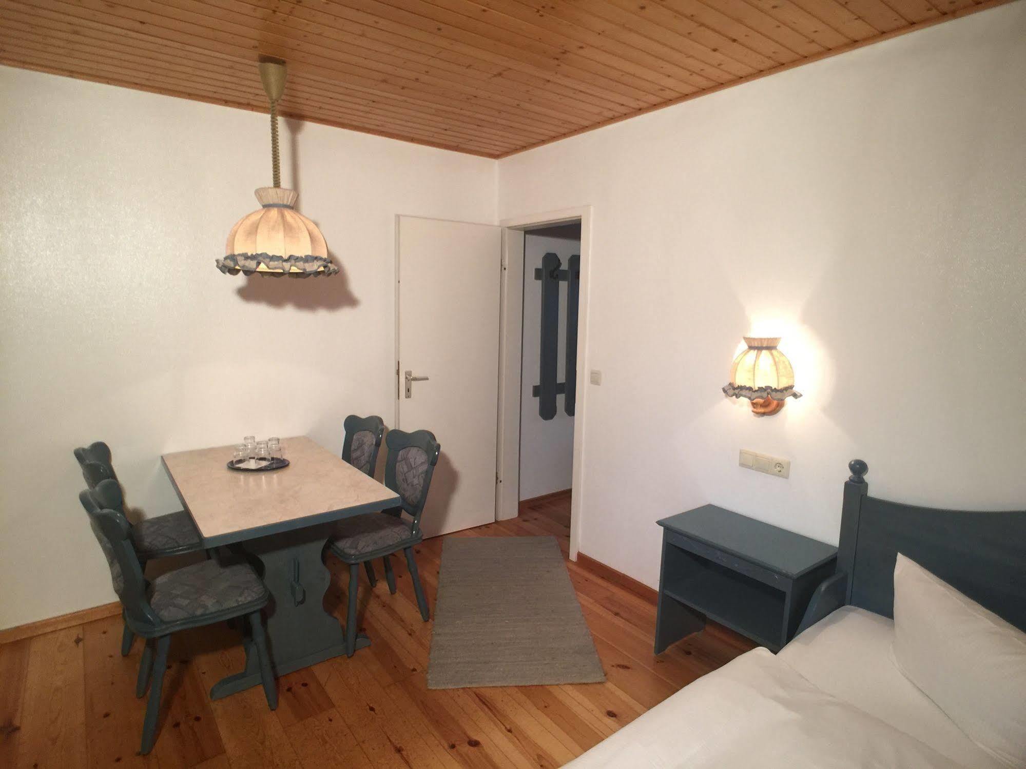 Hotel & Restaurant Zur Spreewaelderin Golßen المظهر الخارجي الصورة
