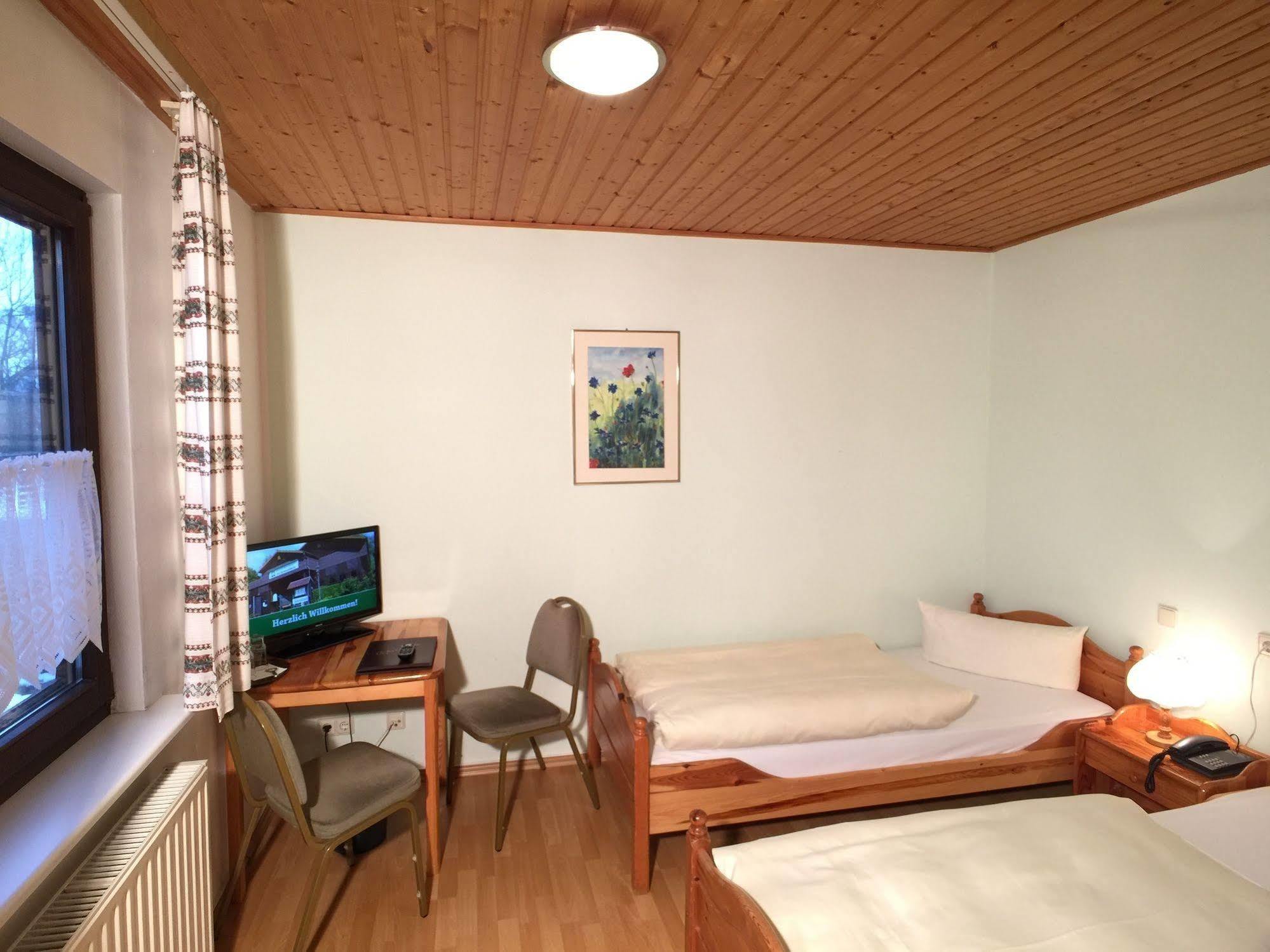 Hotel & Restaurant Zur Spreewaelderin Golßen المظهر الخارجي الصورة