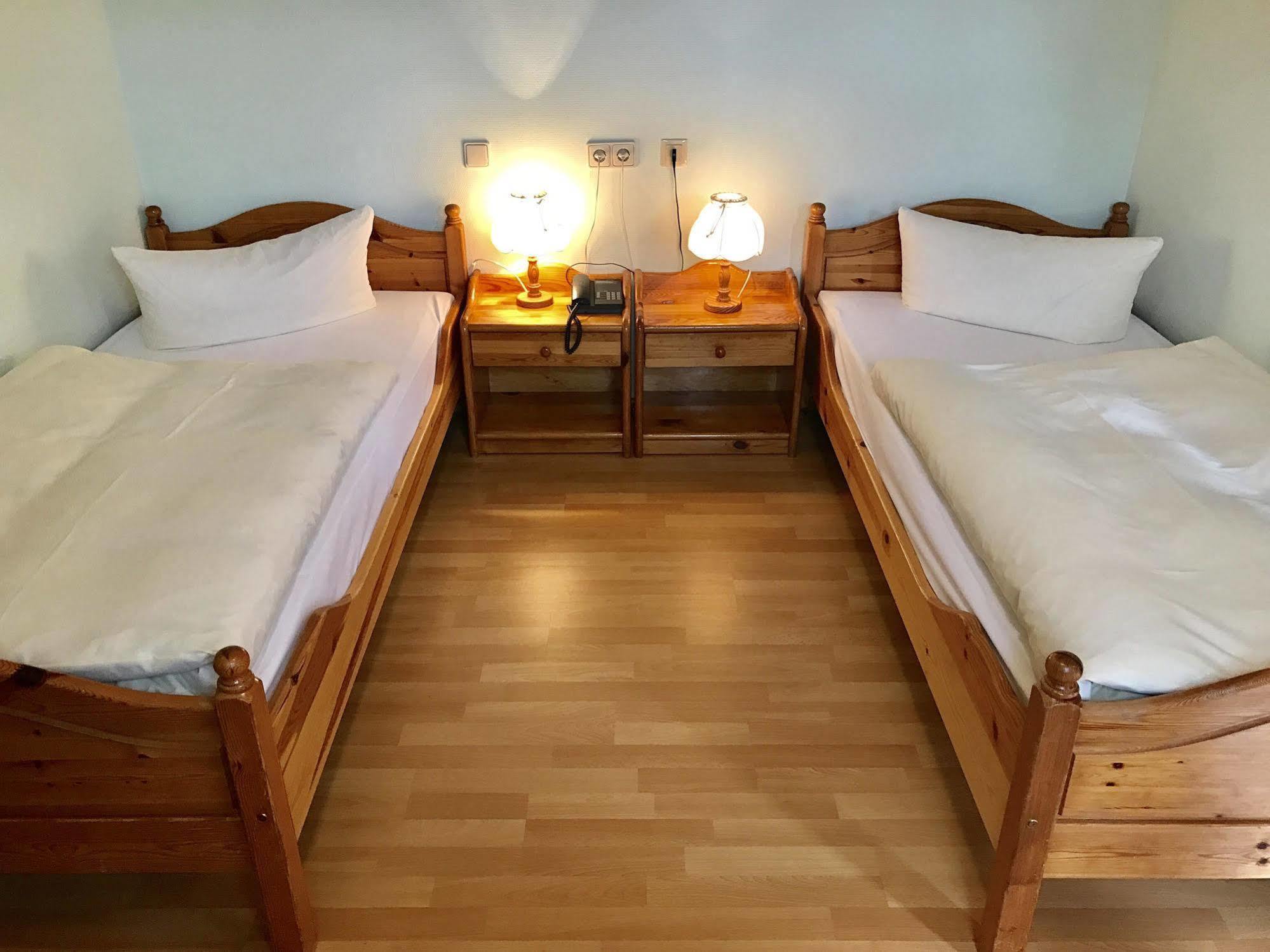 Hotel & Restaurant Zur Spreewaelderin Golßen المظهر الخارجي الصورة